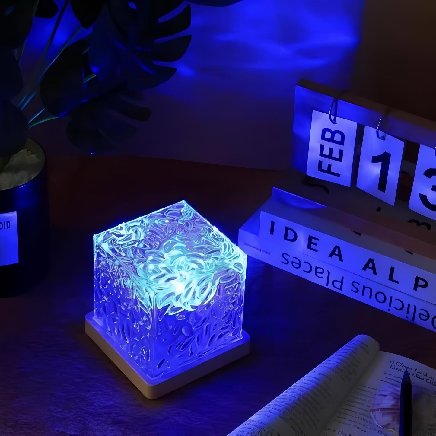 Dreamy Water Ripples - Night Light Lamp with Rotation